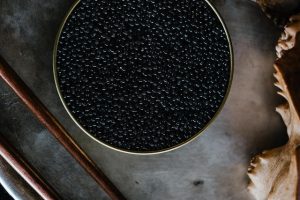 Caviar : découvrez les secrets du summum de plat